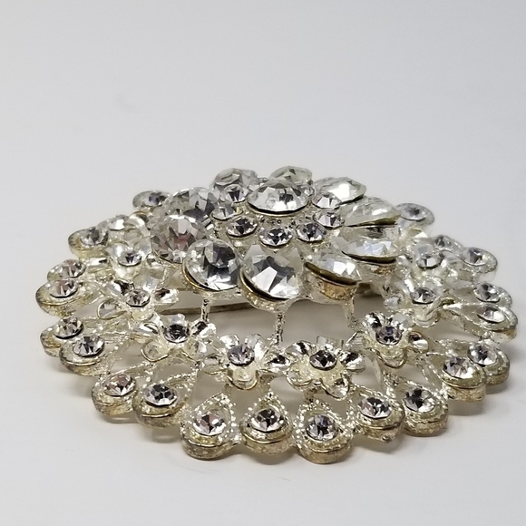 Large Clear Rhinestone Brooch Tiered Silver Tone Round 3D Flower Pin Teardrop - Picture 5 of 10